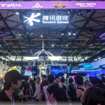 Tech Titans Showcase AI Innovations at ChinaJoy Expo