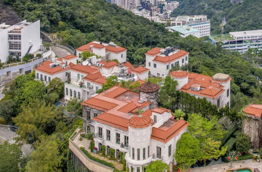 Distressed Commercial Real Estate Sales Surge in Hong Kong Amid High Interest Rates