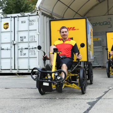 DHL Expects Surge in China Exports, Plans €100 Million Investment for Q4 2024