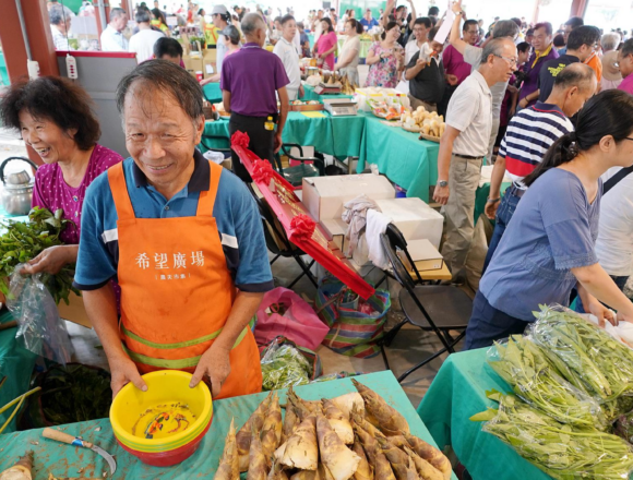 Chinese mainland suspends zero tariffs for 34 agro-products from Taiwan