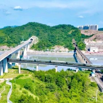 Meizhou-Longchuan High-Speed Rail Section to Open, Cutting Travel Time Between Shenzhen and Meizhou to 1.5 Hours